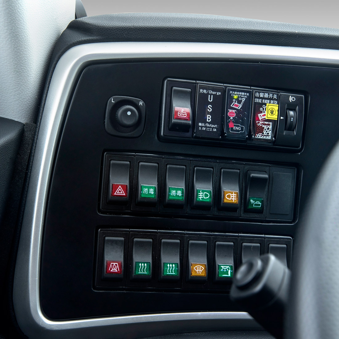 USB手機(jī)充電(diàn)器(qì)解決方案